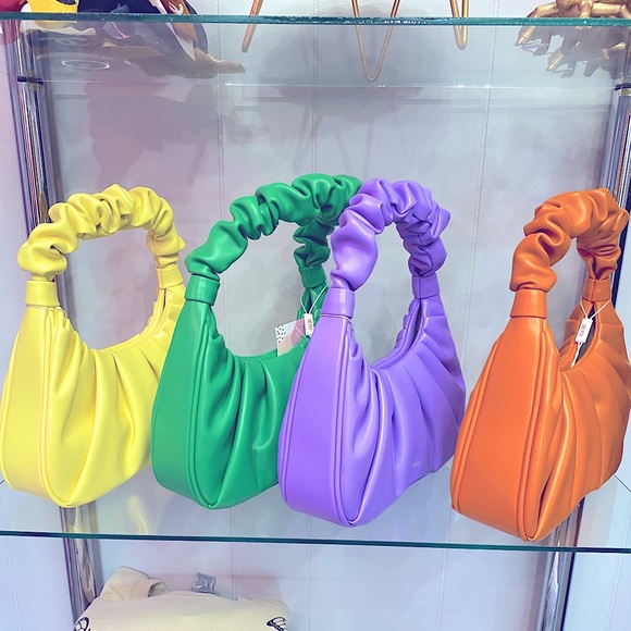 Trendy Handbags YELLOW - Picture 2 of 3